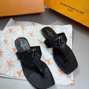 first copy louis vuitton woman flat