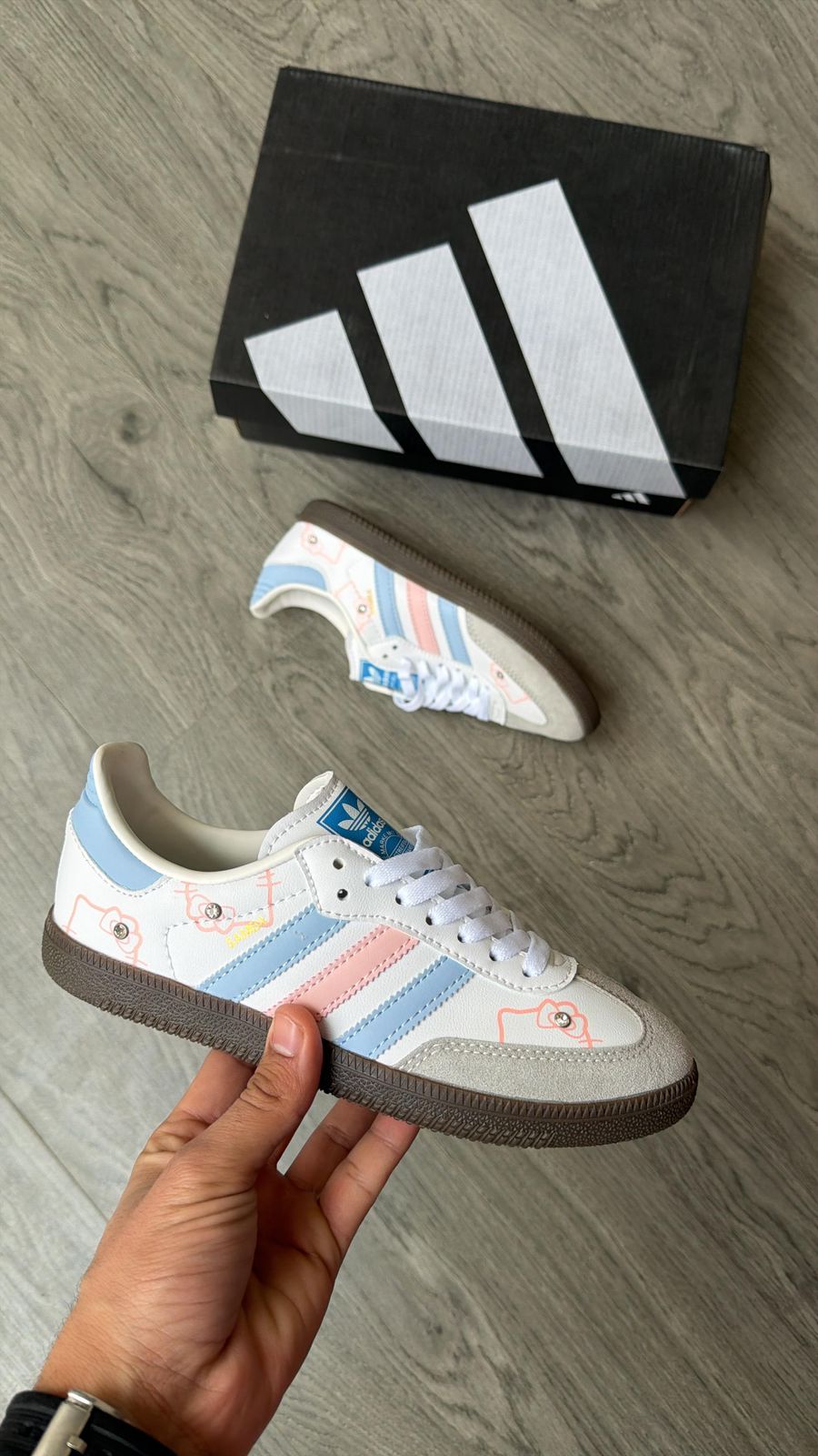 first copy adidas samba shoes for girls (4) first copy adidas samba shoes for girls (4)