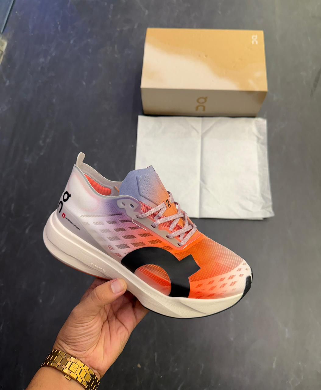 first copy on running cloudboom strike (3) first copy on running cloudboom strike (3)