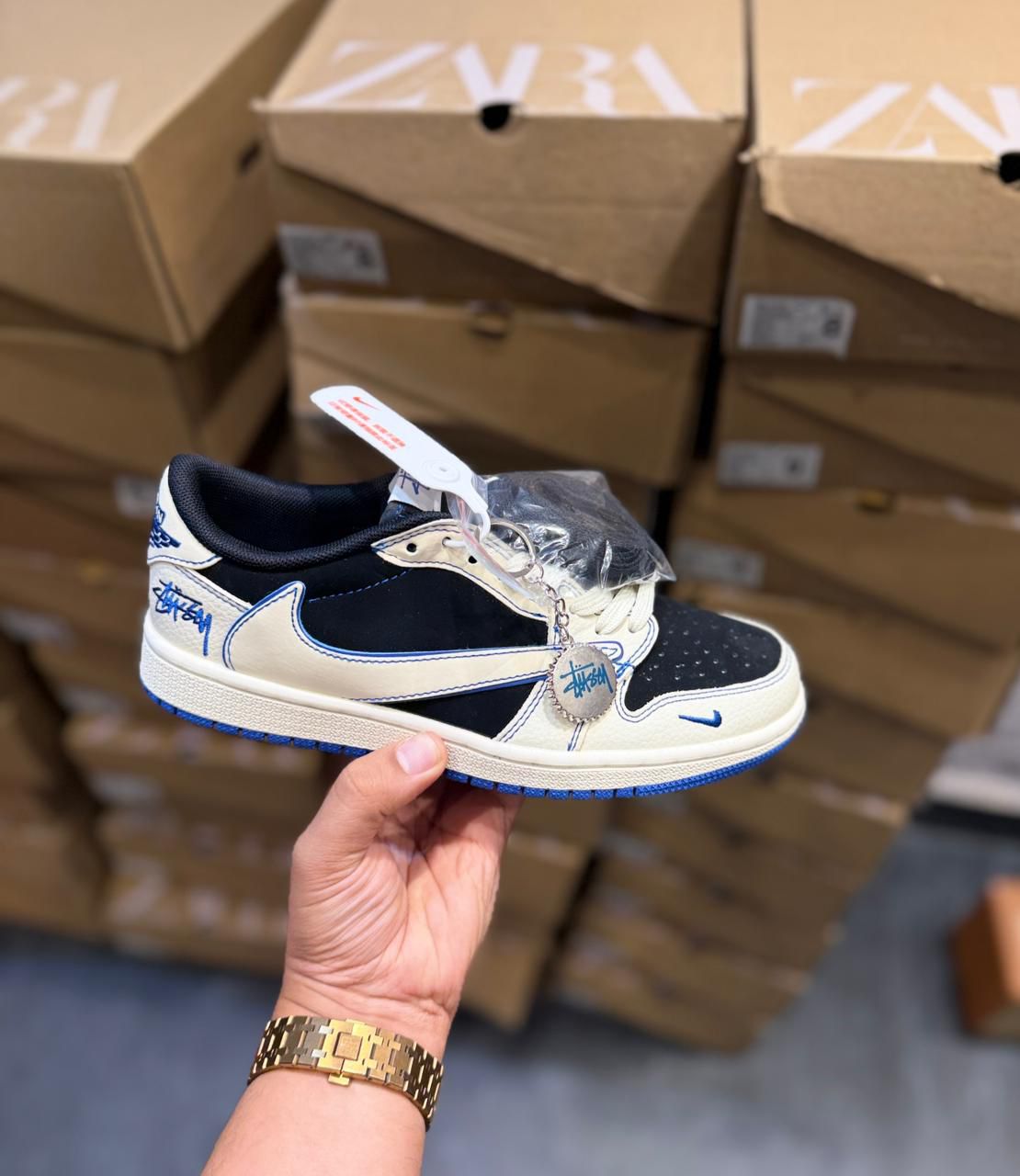 first copy aj1 low travis x stussy (9) first copy aj1 low travis x stussy (9)