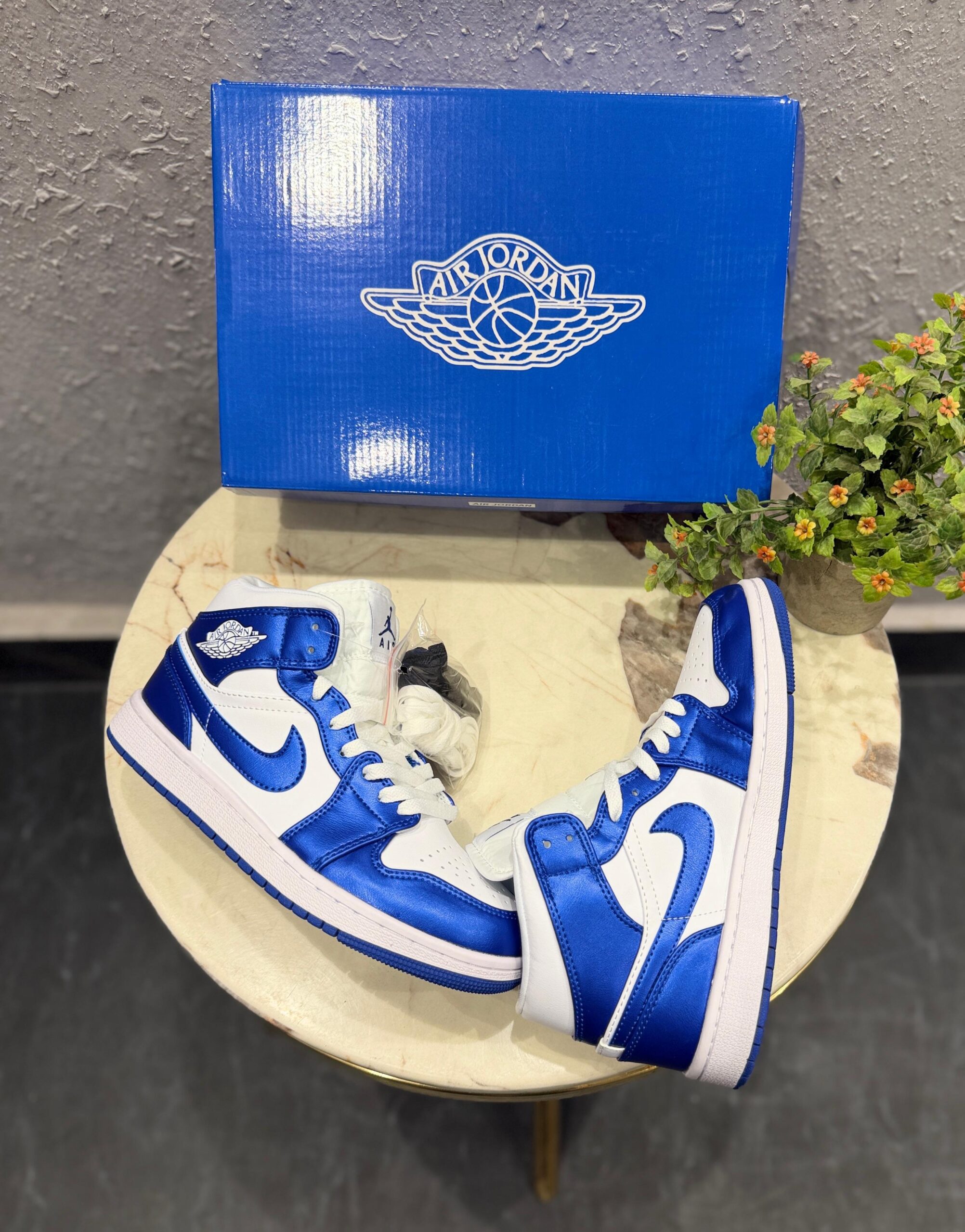 first copy air jordan 1 mid royal (1) first copy air jordan 1 mid royal (1)