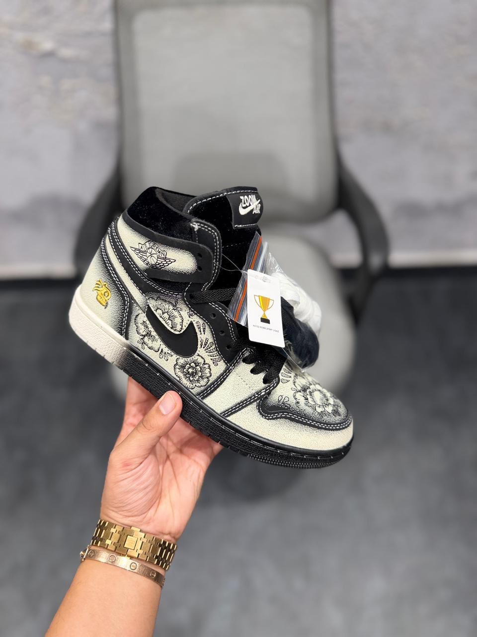 first copy air jordan 1 mid zoom (4) first copy air jordan 1 mid zoom (4)