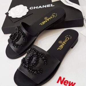 Home pearl chanel slides luxe store (1)