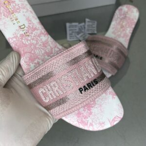 First Copy Dior Dway Flats in Stock