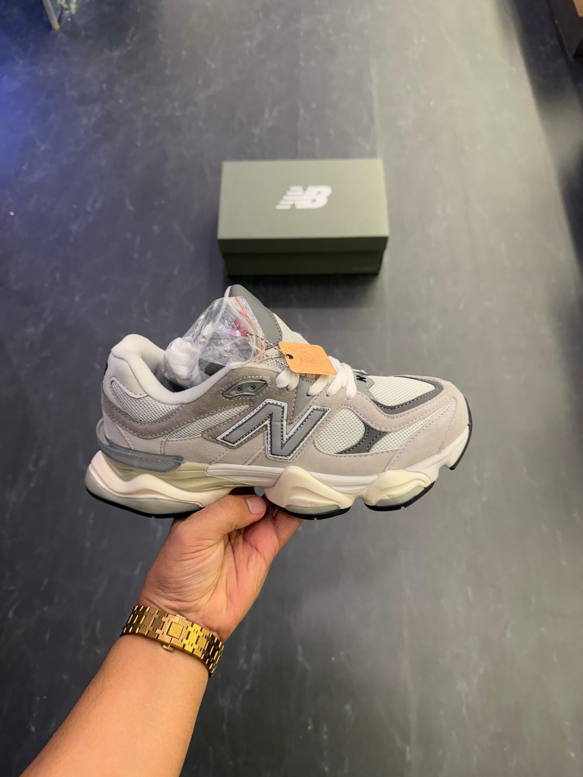 First Copy New Balance 9060 Grey