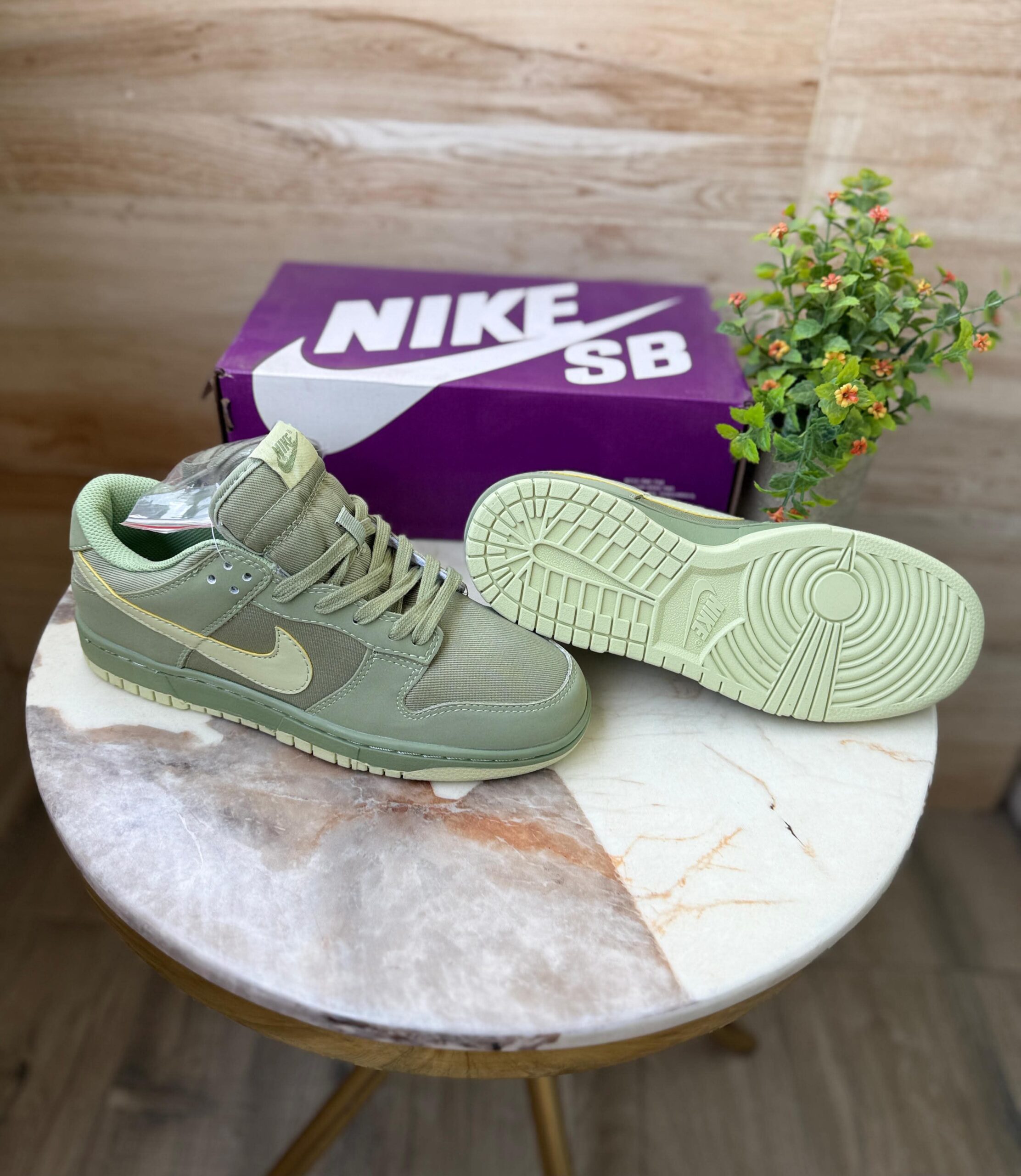 Sb Dunk Oil Aura Green Low Sneakers - Image 4