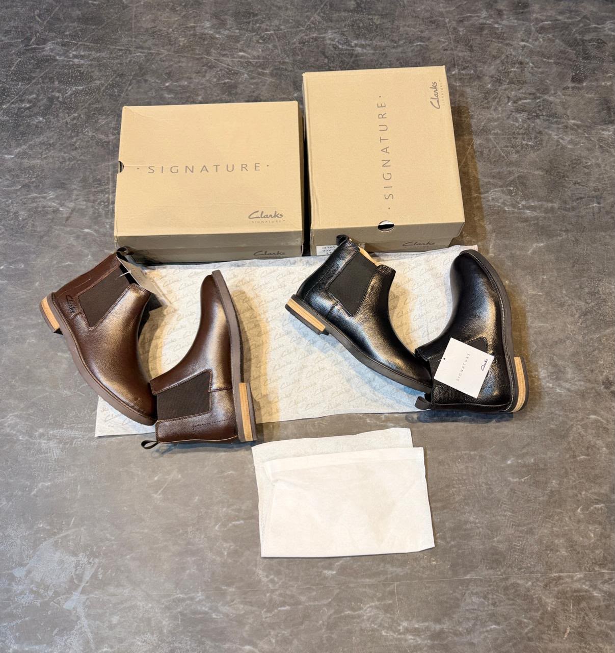 Signature Clarks Premium Chelsea Boots - Image 5