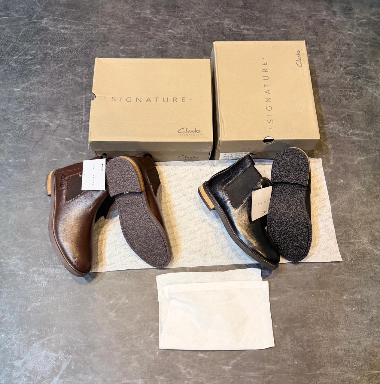 Signature Clarks Premium Chelsea Boots - Image 7